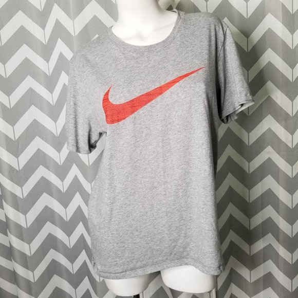 Nike Tops - NIKE gray casual tshirt